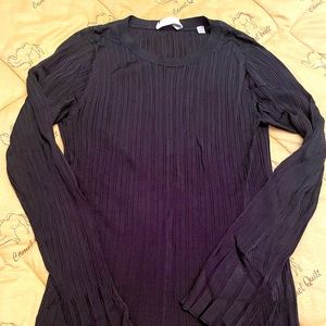 Vince 100 viscose new with no tag sweater